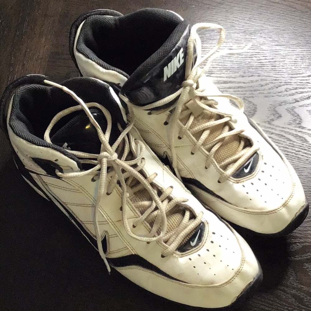 GUC Men’s Nike 9.5 Landshark Football/ Field Lacrosse Cleats